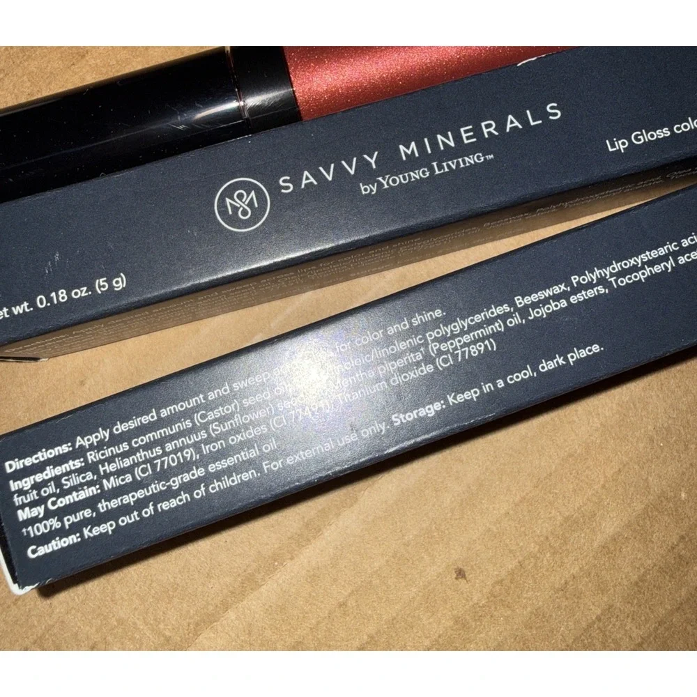 2 New Savvy Minerals Lip Gloss By Young Living Color 22072 Anchors Away